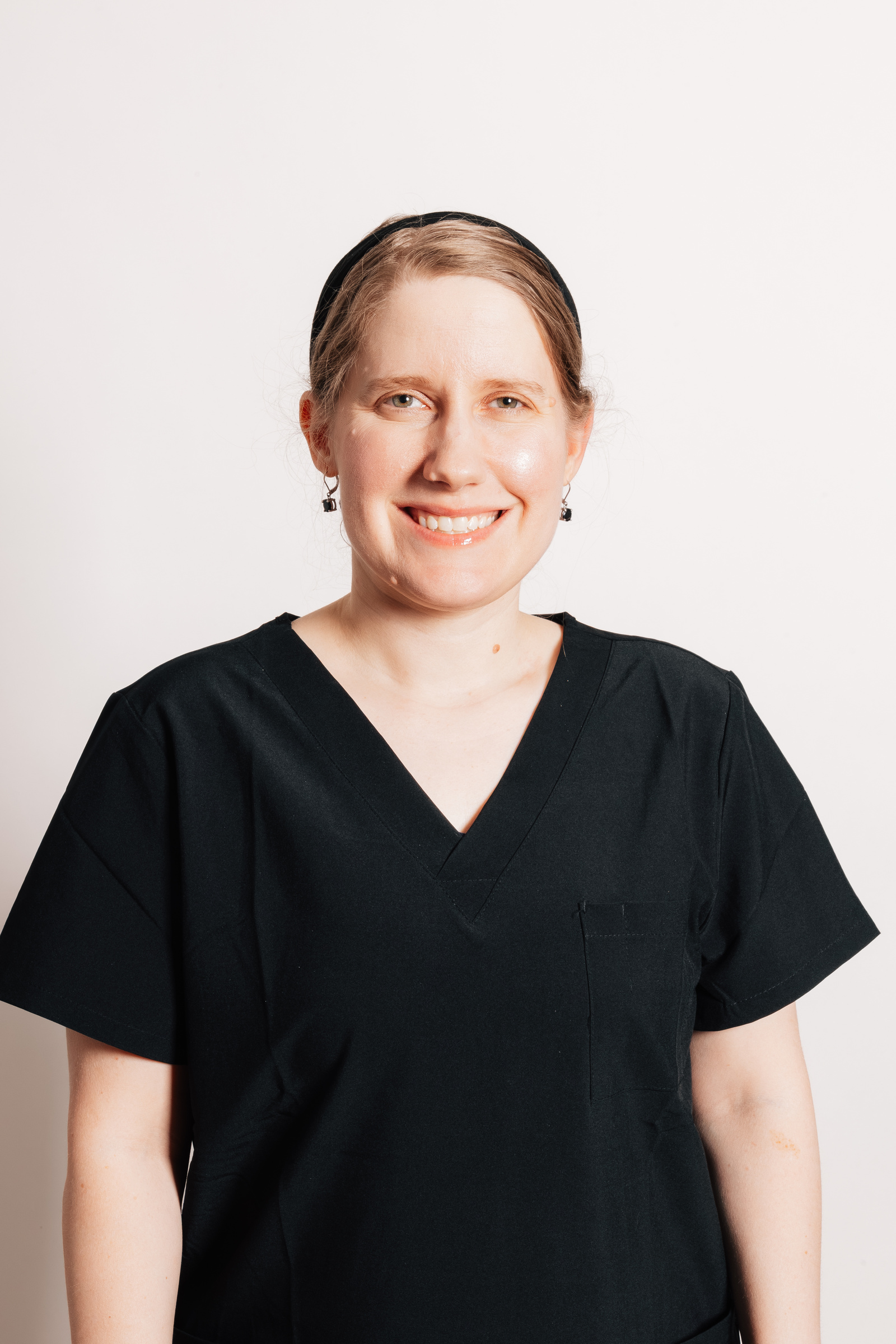 Ashley Hennen, Vegas Choice Dental team member portrait